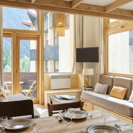 Appartement Résidence Grand Roc - Campanules 205 - Happy Chamonix